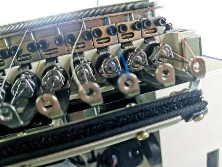 Промышленная автоматическая вышивальная машина VELLES VE 20C-TS2 FREESTYLE