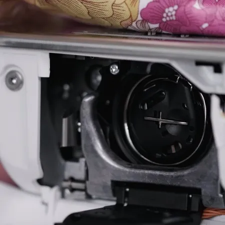 Швейная машина Bernina B 590 — комплект лапок для оверлока