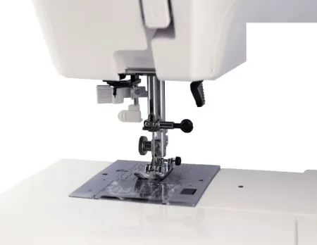 Швейная машина Janome ArtDecor 724E фото