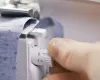 Коверлок Коверлок Bernina L890 — рабочая зона и приставной столик