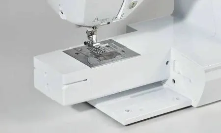 Швейно-вышивальная машина Brother Innov-is NV2700