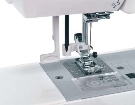 Швейная машина Janome DC 3900 фото