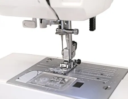 Швейная машина Janome Clio 200 фото